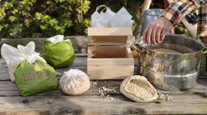 Fin de saison pour les boules de graisse et graines : que faire maintenant pour nos oiseaux des jardins